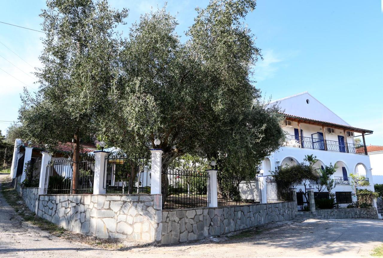 Athina Apartments Kato Korakiana ภายนอก รูปภาพ