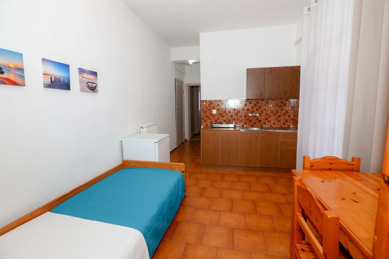 Athina Apartments Kato Korakiana ภายนอก รูปภาพ