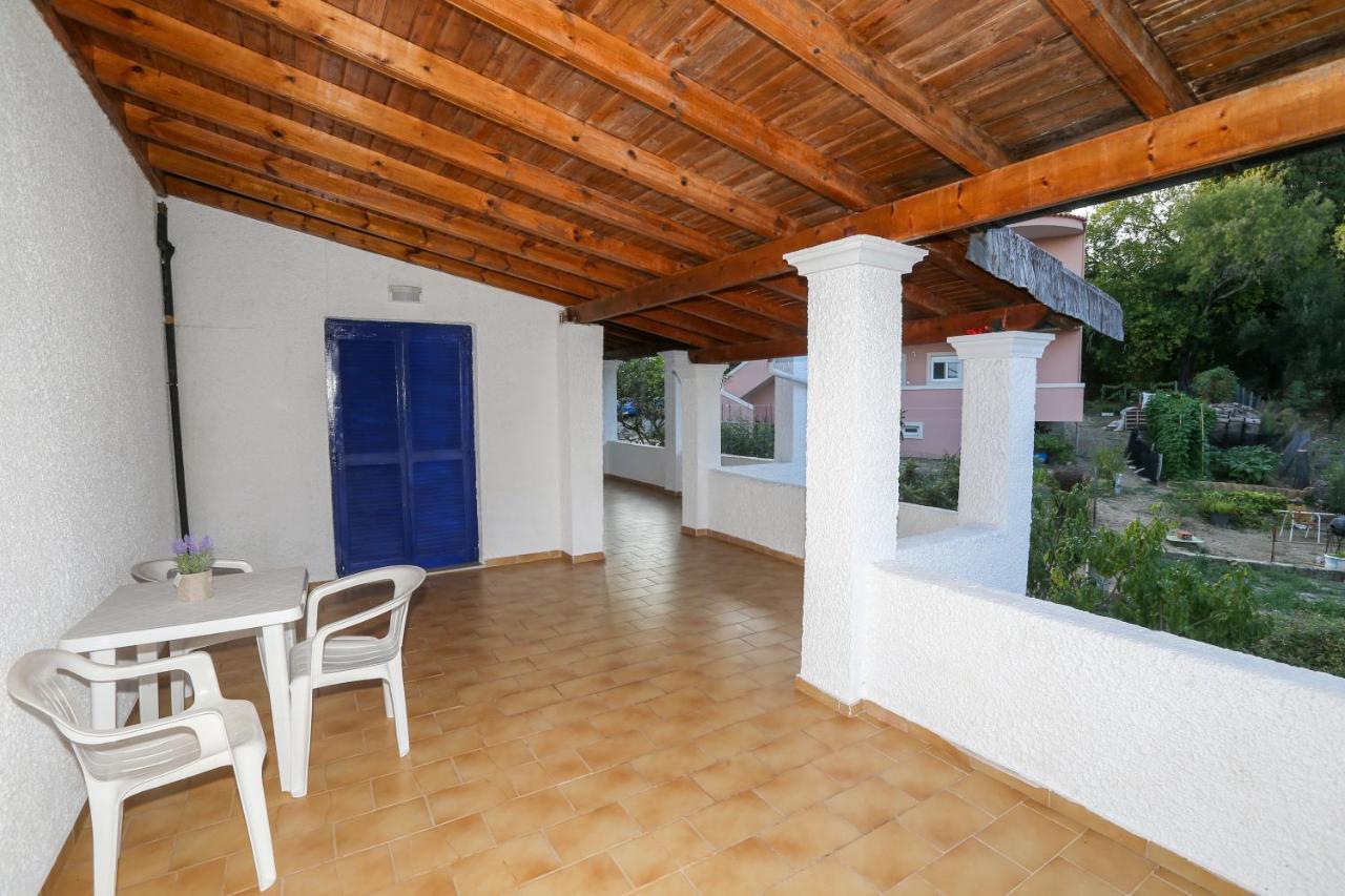 Athina Apartments Kato Korakiana ภายนอก รูปภาพ